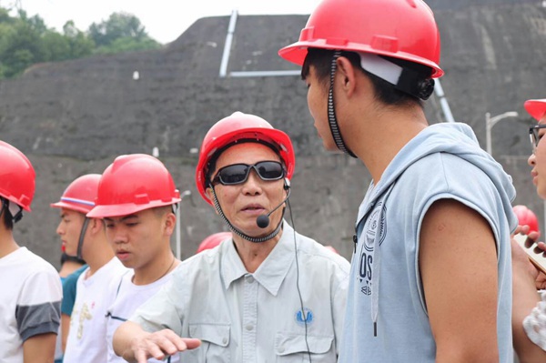 三峡实习新闻稿mmexport1496488940077.jpg 三峡实习新闻稿mmexport1496488940077.jpg