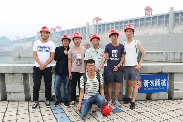 三峡实习新闻稿mmexport1496488936072.jpg 三峡实习新闻稿mmexport1496488936072.jpg