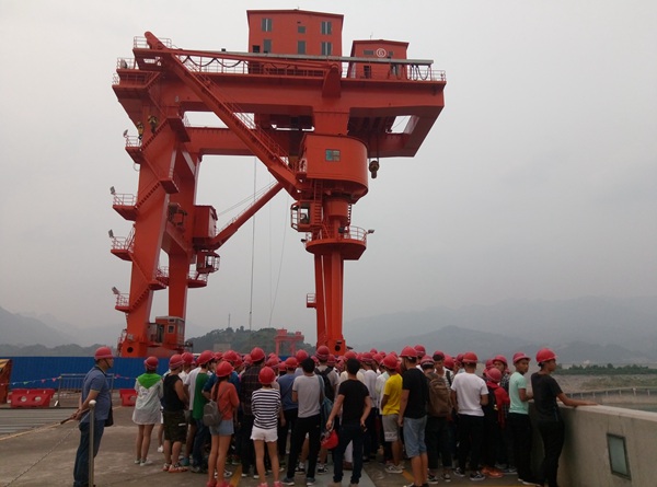 三峡实习新闻稿P70603-152022.jpg 三峡实习新闻稿P70603-152022.jpg