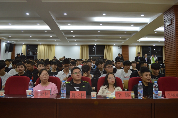 老师_副本.jpg 老师_副本.jpg